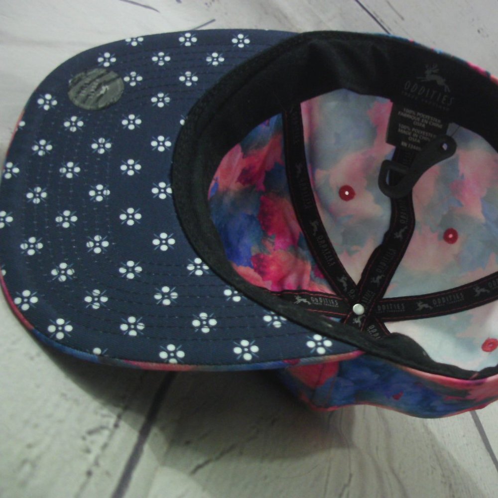 NWOT Oddities Three Thousand Cap - one size-adjustable-Pocket inside